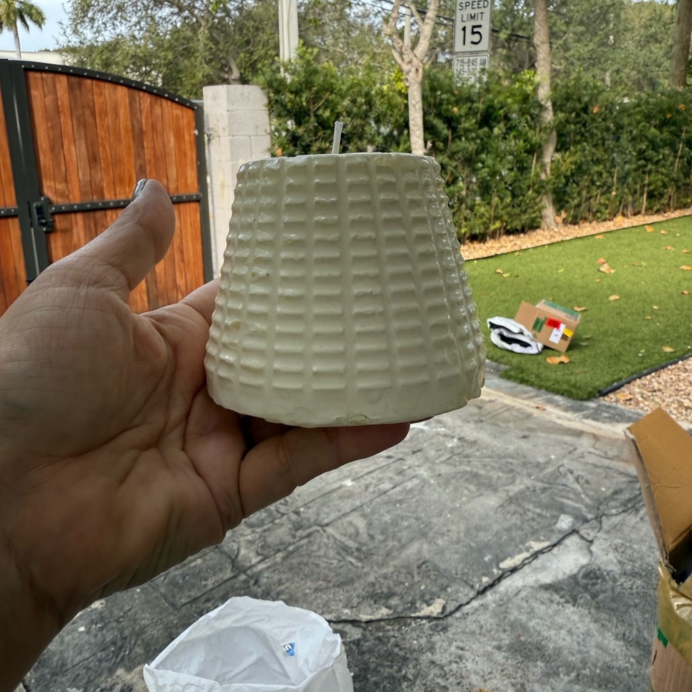 Textured White Party Candle CANDLE, RICOTTA
Made in Italy; Unscented Natural Wax - Picture 7 of 7